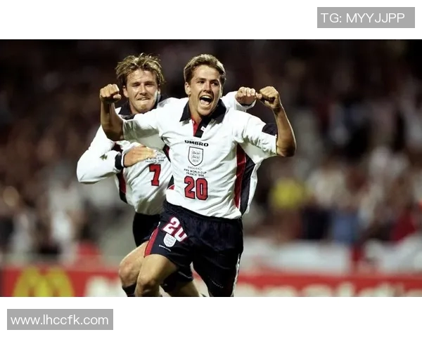 足球传奇席丹的辉煌生涯与经典瞬间回顾视频