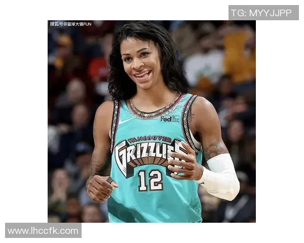 足球球星身型与女性体型对比图解解析展现体育与美学的独特融合